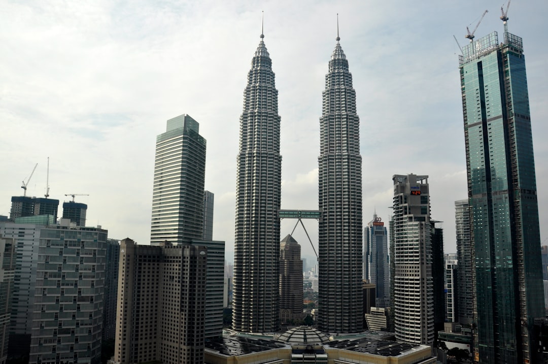 Market Dynamics — Singapore vs Malaysia — Malaysia SEO from Singapore: How SG Businesses Win in the Malaysian Market